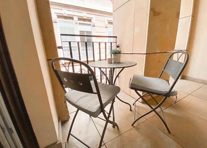 Apartment Foro Buonaparte - Red Castello Sforzesco
